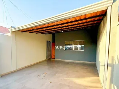 Casa com 2 Quartos à venda, 115m² no Colúmbia, Londrina