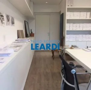 Sala Comercial à venda, 42m² no Green Valley Alphaville, Barueri