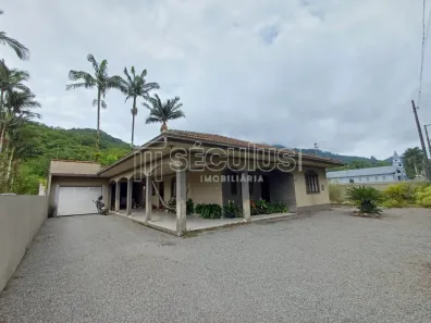 Casa com 3 Quartos à venda, 120m² no Figueirinha, Guaramirim
