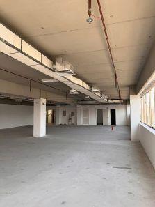 Sala Comercial para venda ou aluguel, 319m² no Boa Vista, Porto Alegre