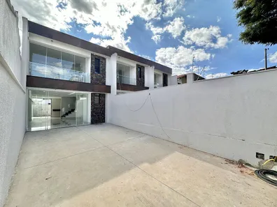 Casa com 3 Quartos à venda, 150m² no Santa Mônica, Belo Horizonte
