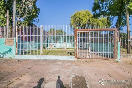 Casa com 3 Quartos à venda, 100m² no Camaquã, Porto Alegre