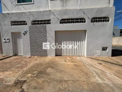 Casa com 6 Quartos à venda, 407m² no Vila Exposição, Montes Claros