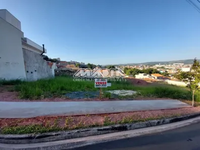 Lote/Terreno à venda, 300m² no Residencial Vivenda das Pitangueiras, Valinhos