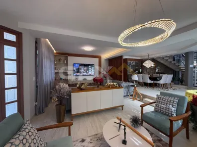 Casa com 4 Quartos à venda, 328m² no São José, Divinópolis