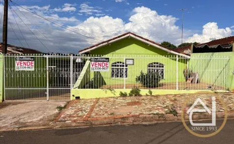 Casa com 2 Quartos à venda, 140m² no Aquilles Sthengel, Londrina