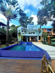 Casa com 4 Quartos à venda, 600m² no Sambaqui, Florianópolis