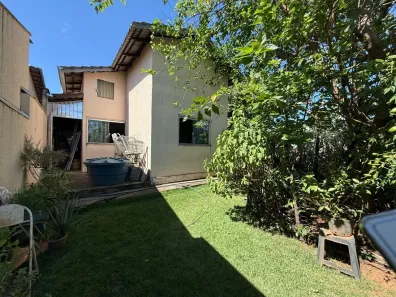Casa com 3 Quartos à venda, 100m² no Residencial Forteville Extensão, Goiânia