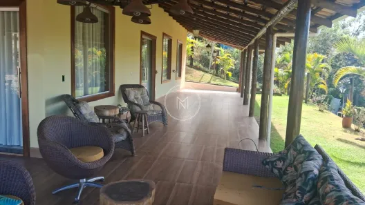 Fazenda/Sítio com 4 Quartos à venda, 1000m² no Castelo Branco, Itatiaiuçu
