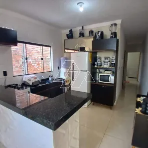 Casa com 2 Quartos à venda, 45m² no Jardim Dom Frei Daniel Tomasella, Marília