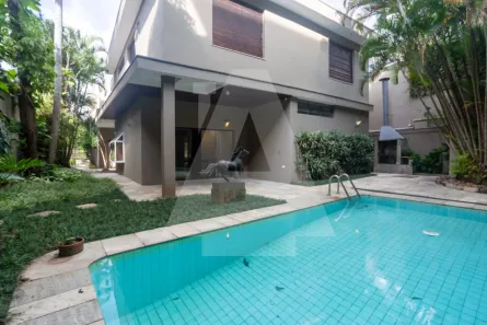Sobrado com 5 Quartos à venda, 434m² no Pacaembu, São Paulo
