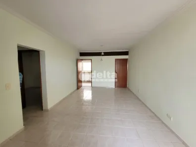 Apartamento com 3 Quartos à venda, 86m² no Osvaldo Rezende, Uberlândia