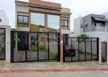 Casa com 3 Quartos à venda, 190m² no Ariribá, Balneário Camboriú