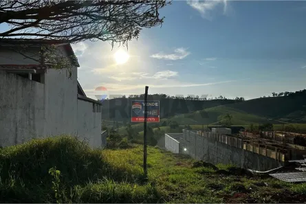 Lote/Terreno à venda, 250m² no Residencial Jardim Ipê, Piracaia
