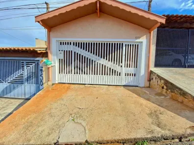 Casa com 3 Quartos à venda, 110m² no Vila Santa Madre Cabrini, São Carlos