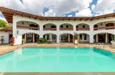 Casa com 4 Quartos à venda, 951m² no Granja Viana, Cotia