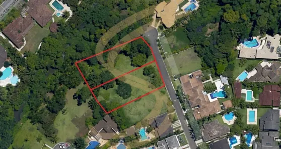 Lote/Terreno à venda, 715m² no Balneário Praia do Pernambuco, Guarujá