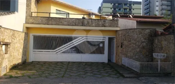 Sobrado com 4 Quartos à venda, 450m² no Vila Paiva, Suzano