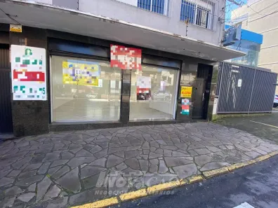 Sala Comercial para alugar, 200m² no Rio Branco, Caxias do Sul