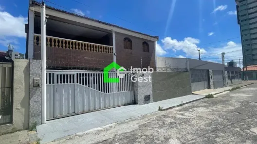 Casa com 6 Quartos à venda, 450m² no Dix-Sept Rosado, Natal