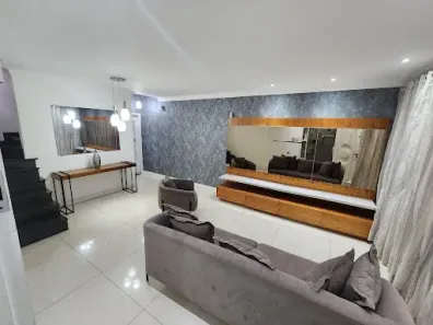 Sobrado com 4 Quartos à venda, 220m² no Vila Pereira Barreto, São Paulo