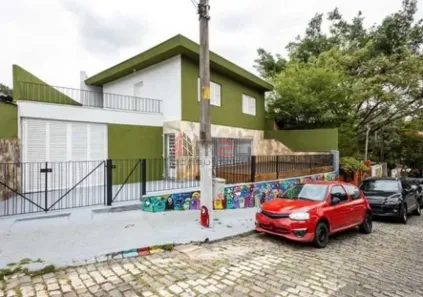 Imóvel Comercial para alugar, 250m² no Jardim das Bandeiras, São Paulo