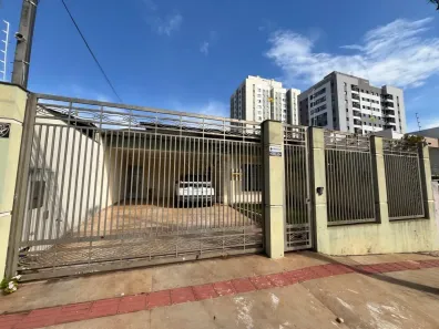 Casa com 4 Quartos à venda, 190m² no Veraliz, Londrina