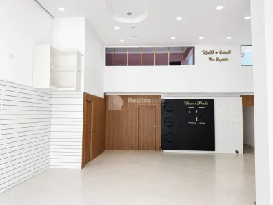 Prédio Comercial para alugar, 260m² no Parque Aeroporto, Taubaté