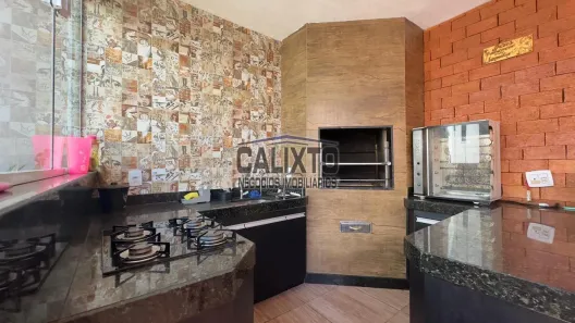 Casa com 4 Quartos à venda, 222m² no Laranjeiras, Uberlândia