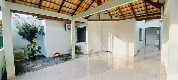 Sobrado com 3 Quartos à venda, 220m² no São Francisco de Assis, Camboriú