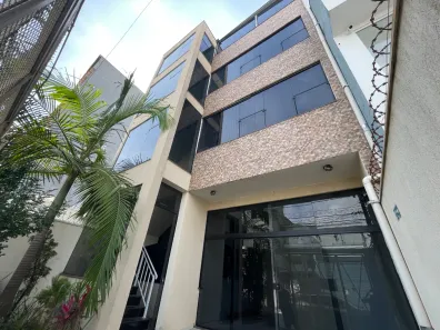 Sala Comercial para alugar, 640m² no Vila Santa Luzia, Taboão da Serra