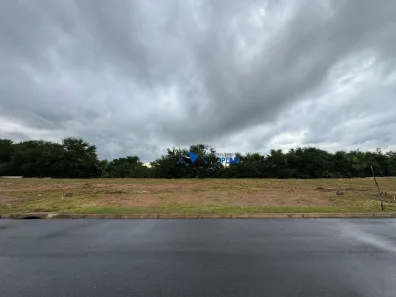 Lote/Terreno à venda, 700m² no Corrupira, Jundiaí