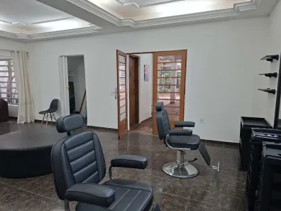 Ponto Comercial com 6 Quartos para alugar, 250m² no Vila Talarico, São Paulo