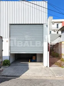 Galpão/Depósito/Armazém à venda, 198m² no Vila Carrão, São Paulo