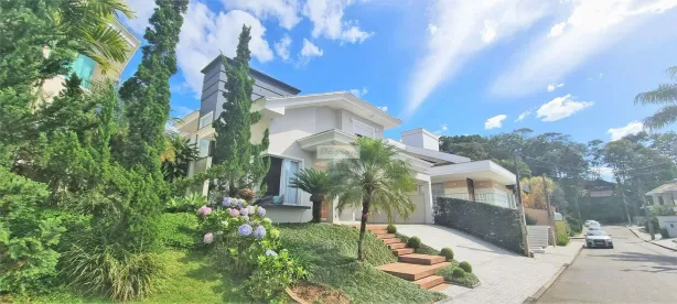 Casa de Condomínio com 3 Quartos à venda, 300m² no Anita Garibaldi, Joinville
