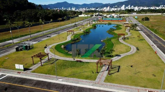 Lote/Terreno à venda, 504m² no Centro, Camboriú