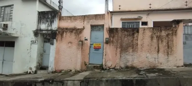Casa com 1 Quarto para alugar, 30m² no Colubande, São Gonçalo