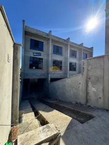 Casa com 2 Quartos à venda, 100m² no Santa Catarina, Joinville