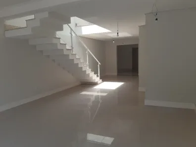 Sobrado com 3 Quartos à venda, 285m² no Jardim Olympia, São Paulo