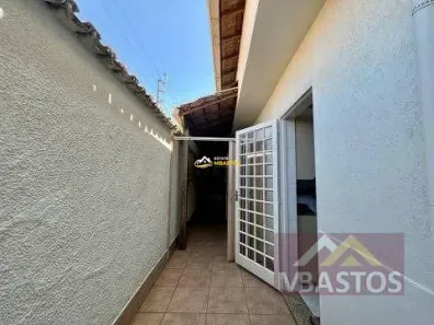 Casa com 5 Quartos à venda, 254m² no Alípio de Melo, Belo Horizonte