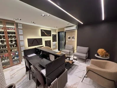 Ponto Comercial com 3 Quartos para alugar, 120m² no Cavaleiros, Macaé