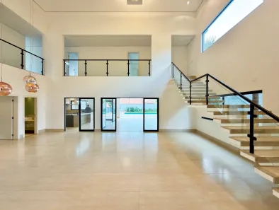 Sobrado com 4 Quartos à venda, 792m² no Jardins Milão, Goiânia