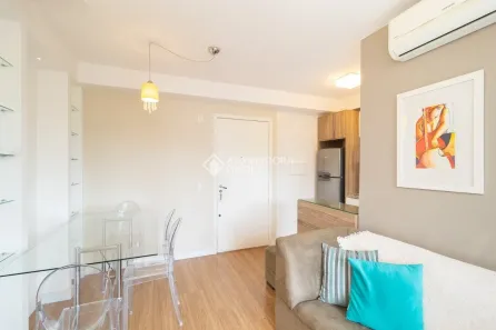Apartamento com 2 Quartos para alugar, 51m² no Teresópolis, Porto Alegre