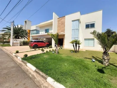 Casa de Condomínio com 3 Quartos para alugar, 650m² no Parque Nova Jandira, Jandira