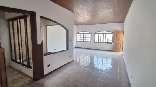 Imóvel Comercial com 4 Quartos à venda, 330m² no Jardim Satélite, São José dos Campos