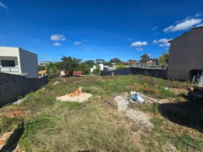 Lote/Terreno à venda, 1m² no , Brasília