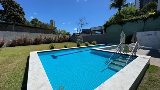 Apartamento com 2 Quartos para alugar, 50m² no Torre, Recife