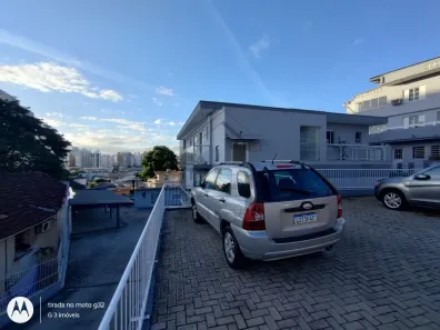 Apartamento com 1 Quarto para alugar, 27m² no Centro, Florianópolis