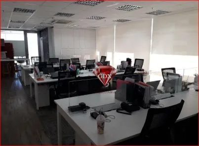 Sala Comercial à venda, 184m² no Cidade Monções, São Paulo