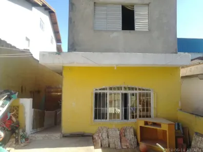 Sobrado com 2 Quartos à venda, 240m² no Vila Curuçá, São Paulo